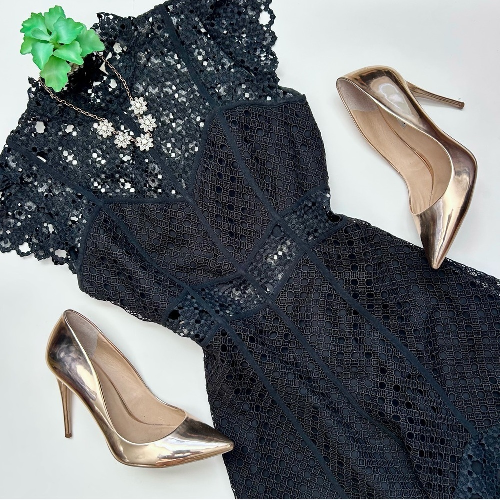 Sandro Jannie Lace A-Line Mini Dress Black Cap Flutter Sleeve Mini Size 38 - Picture 2 of 16